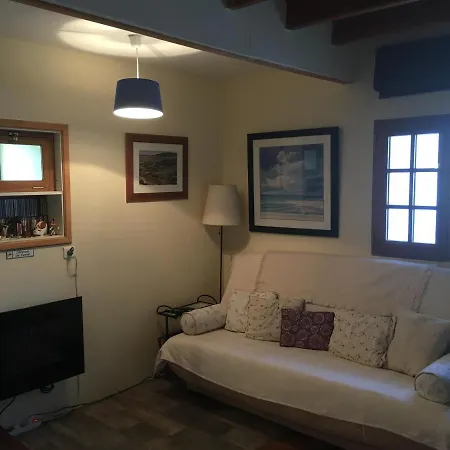 Boutonne Rouge Apartament